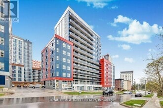Building Photo - 258A-258A Sunview St