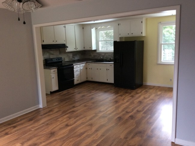 Foto del edificio - 257 Haynes Park Dr