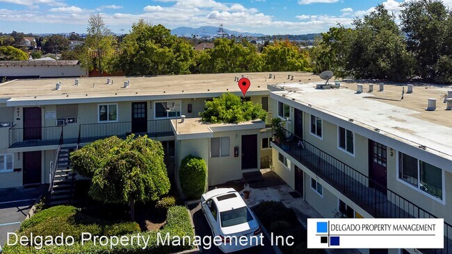 Foto del edificio - 2 br, 1 bath House - 837 First Street