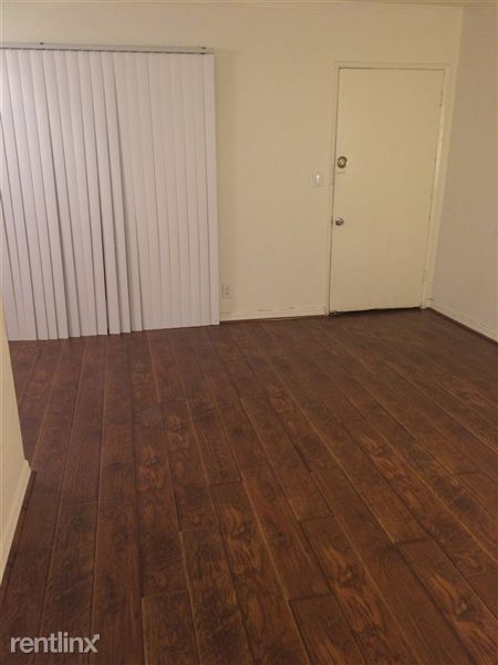 Foto del edificio - 2820 S Sepulveda Blvd