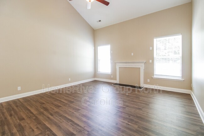 Foto del edificio - 5 Boxelder Ct