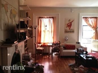 Building Photo - Studio, 1 bath  - 18 Commonwealth Ave