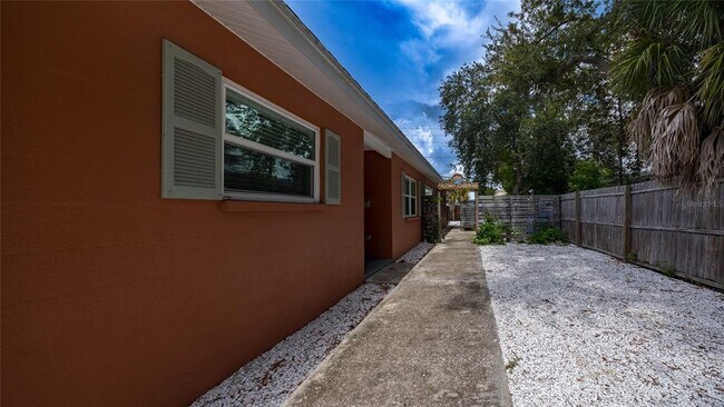 Foto del edificio - 6219 2nd Ave S
