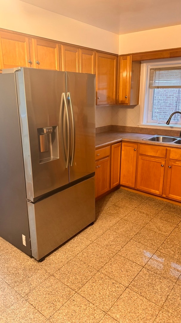 Building Photo - 5501 N California Ave