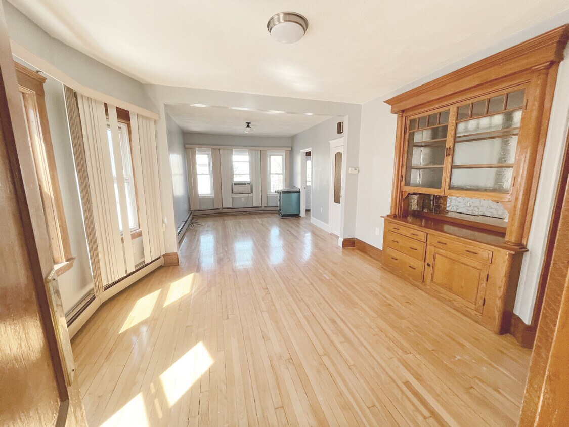 103 North St, Somerville, MA 02144 Townhome Rentals in Somerville MA