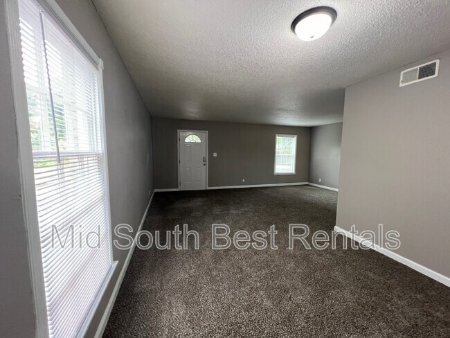 Foto del edificio - 1147 Prescott Rd