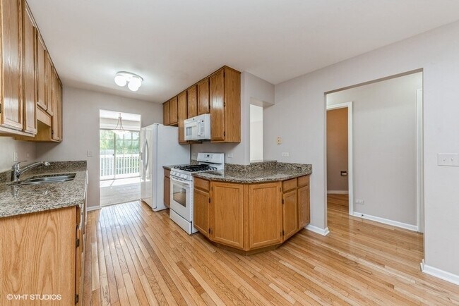 Foto del edificio - 1503 N St Marks Pl