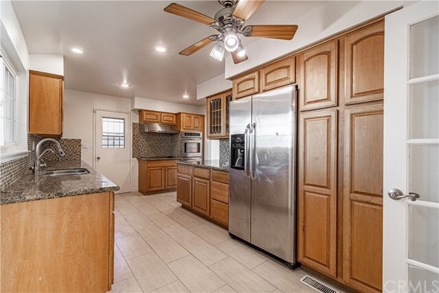 Building Photo - 837 Ridgeside Dr