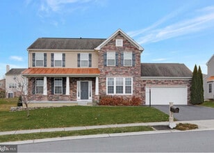Building Photo - 515 Waterdale Dr