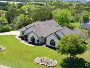 Building Photo - 239 Cove Creek Dr