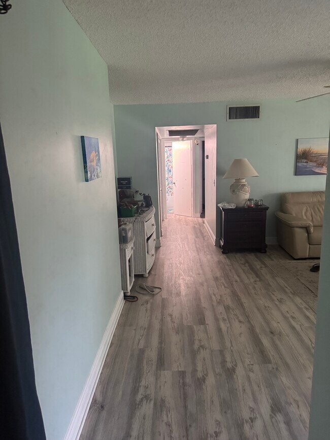 Foto del edificio - 150 Pineview Rd