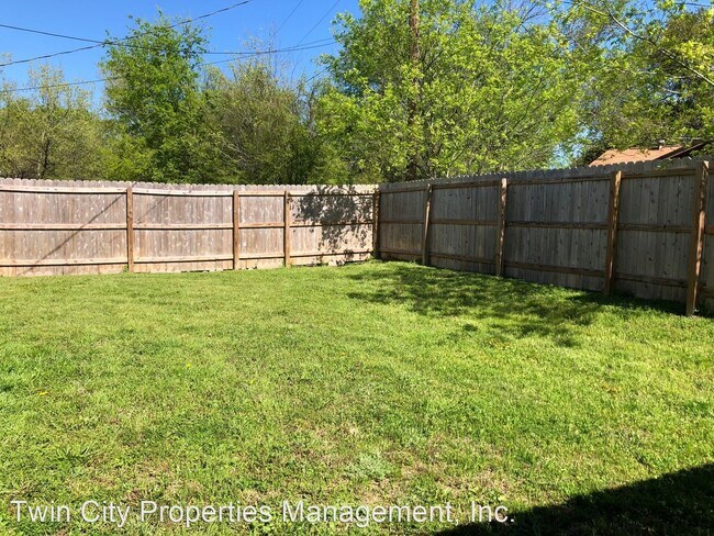 Building Photo - 4 br, 2 bath House - 1509 Lemon Tree Ln.