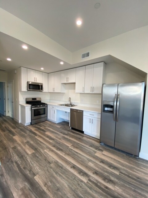Foto del edificio - 5934 Vineland Ave