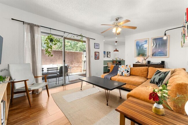 Foto del edificio - 2600 Penny Ln
