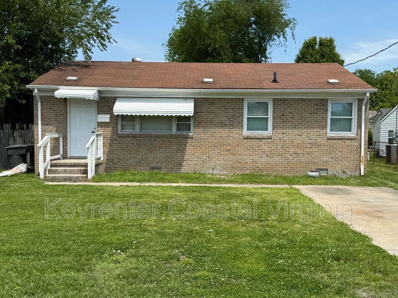 Primary Photo - 938 Spring St