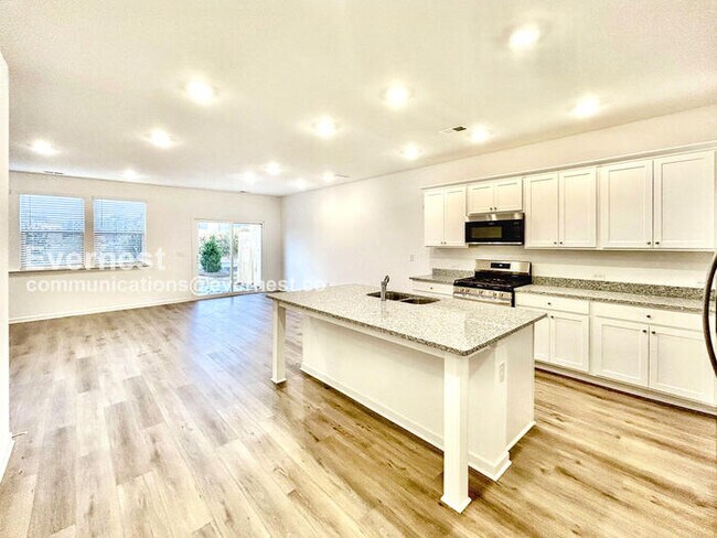 Foto del edificio - 4285 Marsha St