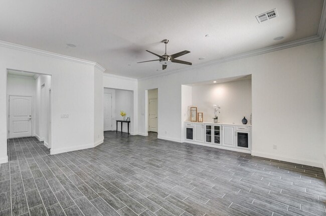 Foto del edificio - Luxury Single Story 3 Bedroom!