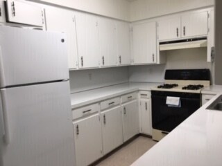 Building Photo - 2139 Lisa Ln