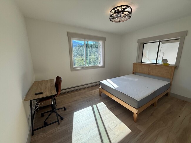 Foto del edificio - 2945 Aspen Dr