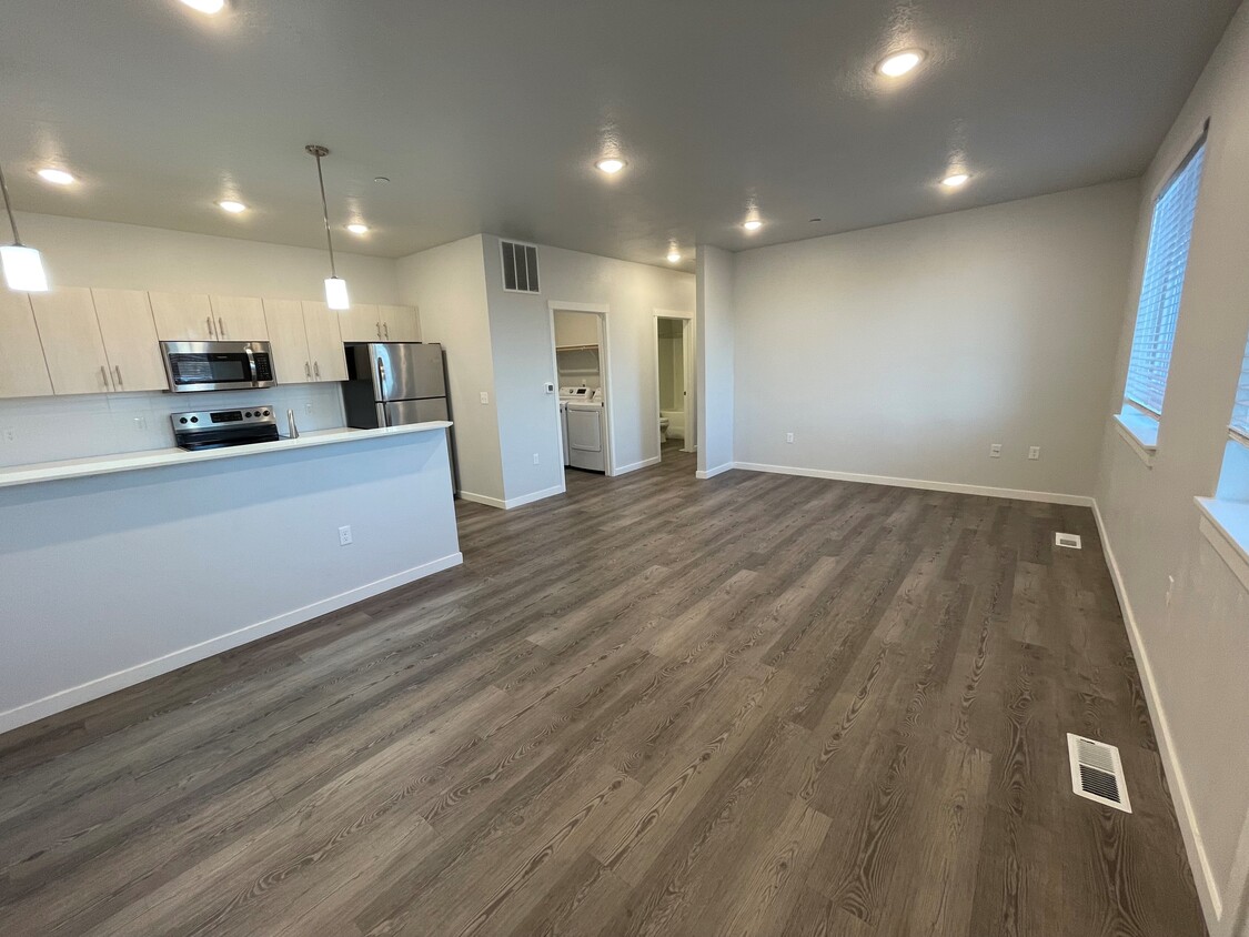 Foto principal - Northview Apartment Homes