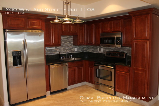 Building Photo - Riverwalk Tower Studio Available!