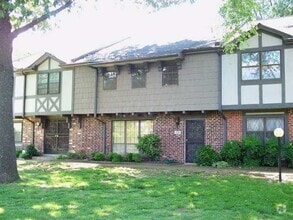 Building Photo - 4786 Rustling Oaks Dr