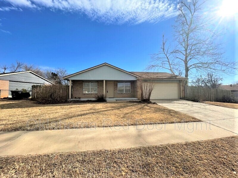 Foto principal - 1600 NE 5th St