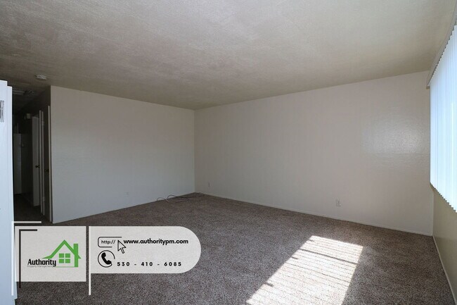 Foto del edificio - 1378 Aspen Dr