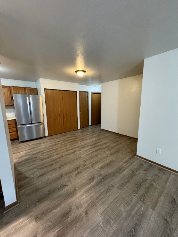 Building Photo - 815 Rockingham Ct