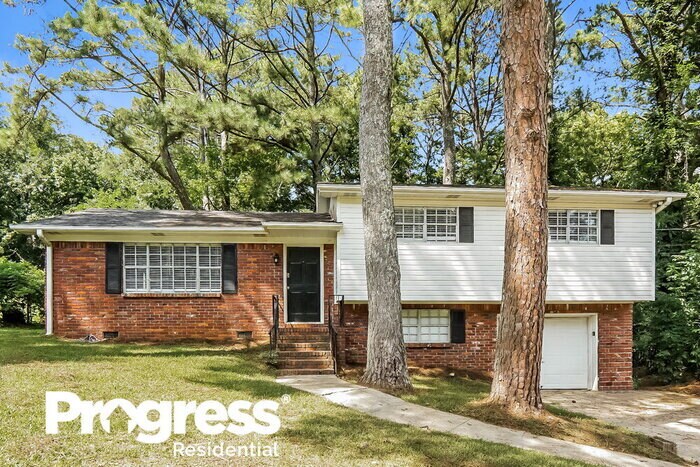 Foto principal - 418 20th Ave NE