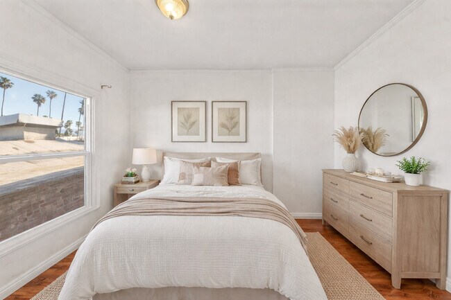Foto del edificio - 1427 N Kingsley St
