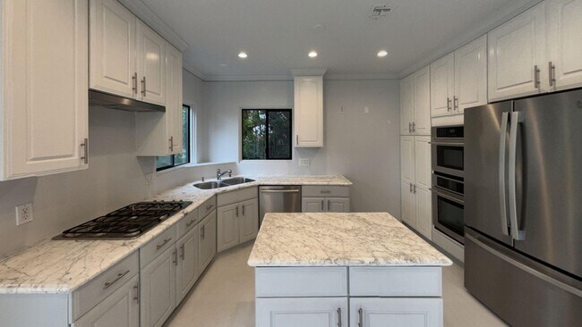 Foto del edificio - 386 Entrada Dr