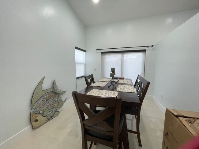 Foto del edificio - 5811 Brighton Ln