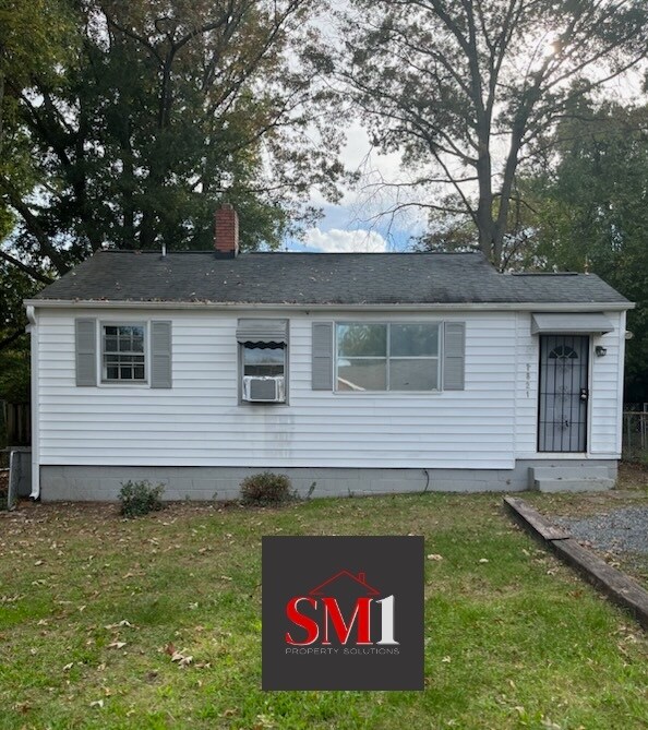 1821 Gatewood Ave, Greensboro, NC 27405 House Rental in Greensboro