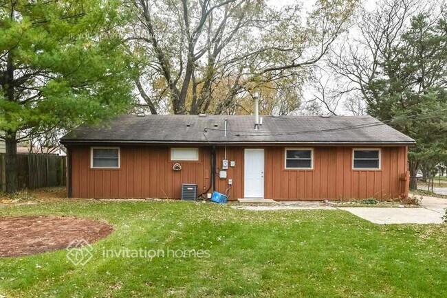 Foto del edificio - 141 Queenswood Rd