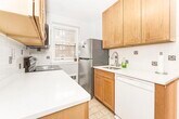Primary Photo - 21 Englewood Ave