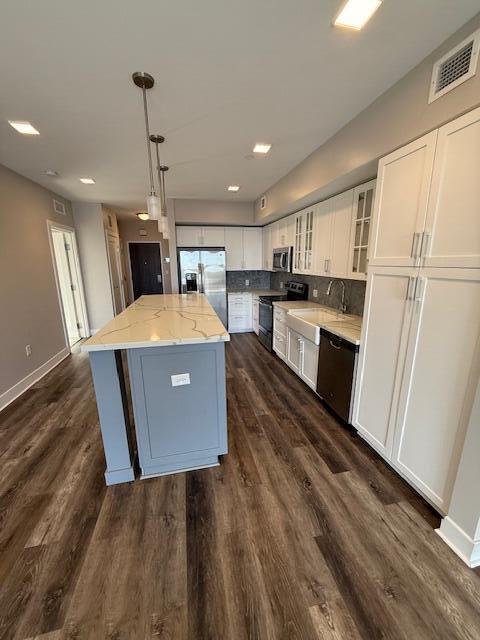 Foto del edificio - 480 N Main St