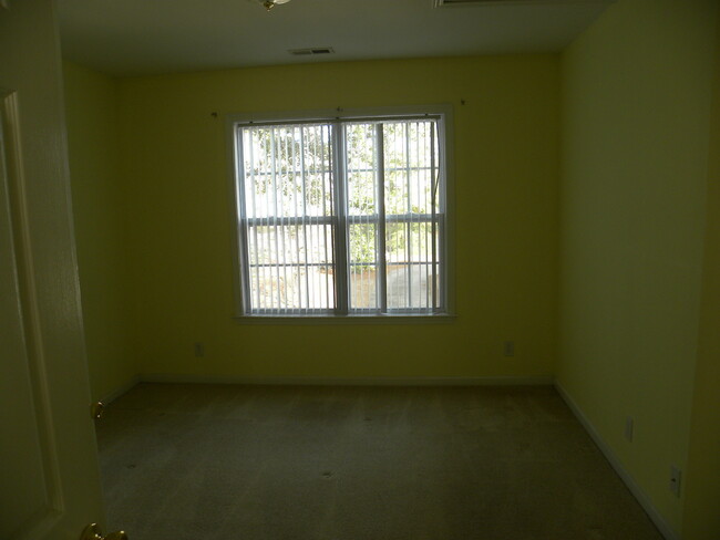 Foto del edificio - Cute One Bedroom apartment, Free standing ...