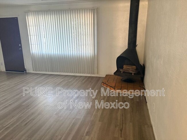 Foto del edificio - 945 Louisiana Blvd SE