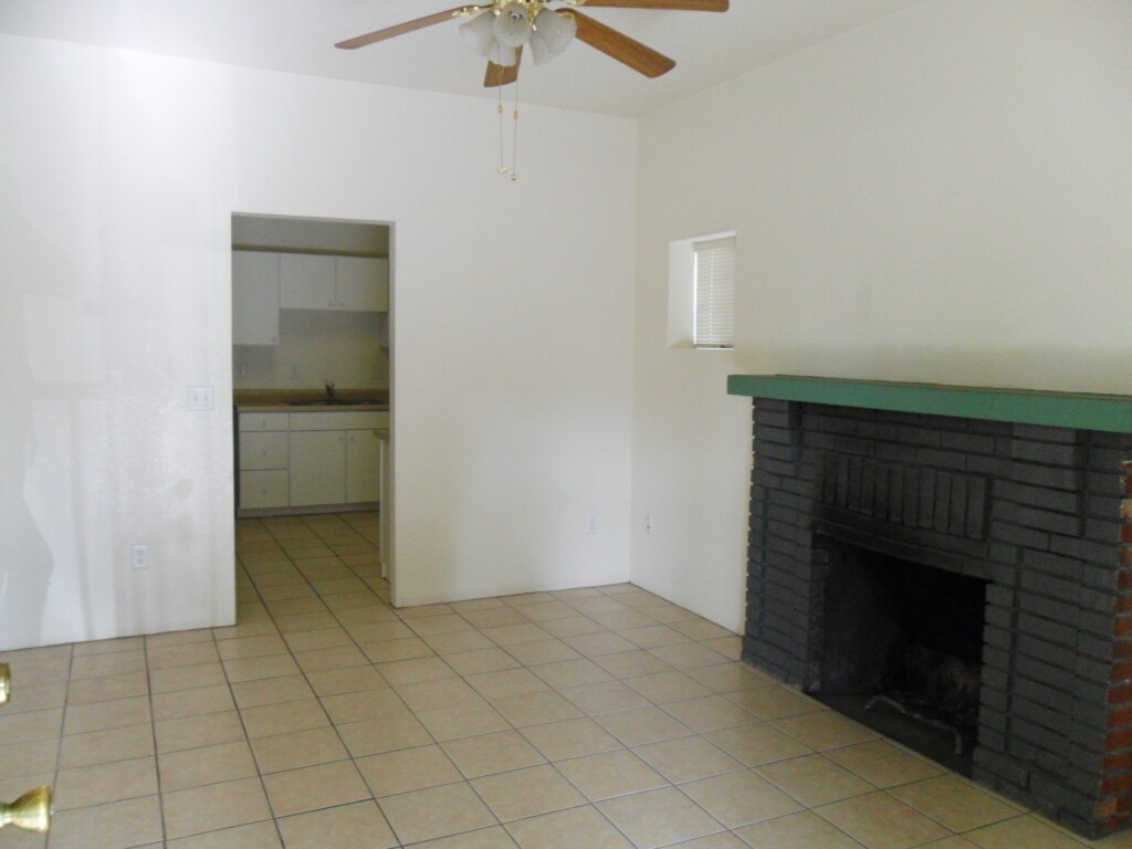 Foto principal - 1327 N Park Ave