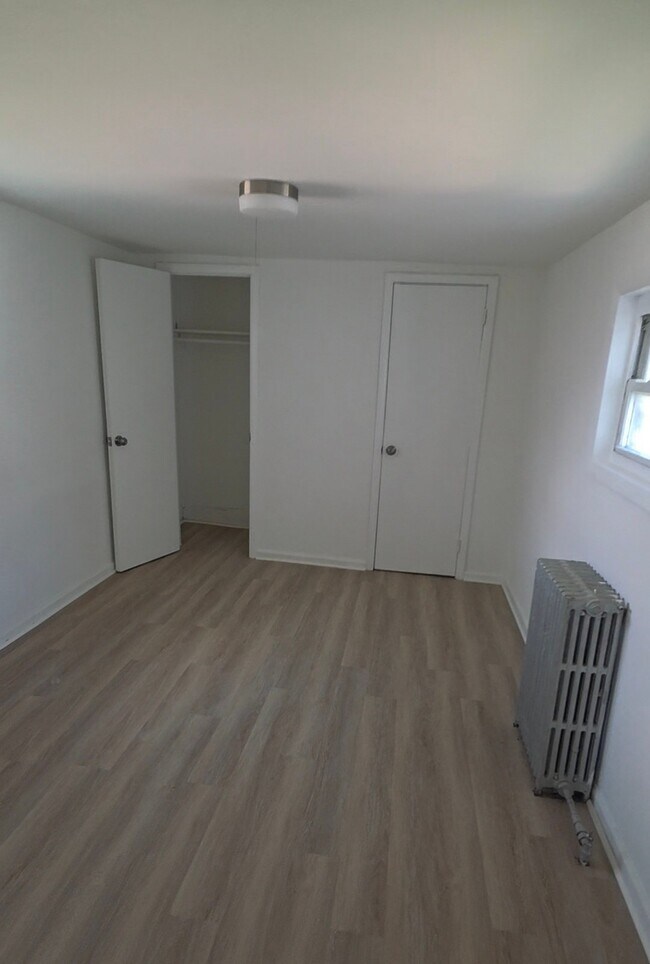 Foto del edificio - 520 E Plum St
