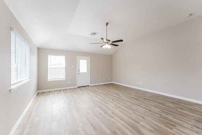 Building Photo - 24006 Blossom Crest Ln