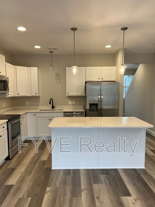Building Photo - 4031 Ivy Brook Way