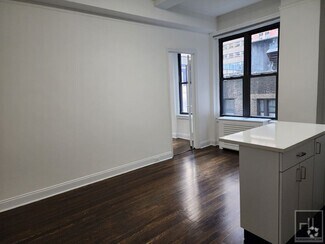 Building Photo - East 46th Street | Elegant Pre-War 1-Bedro...