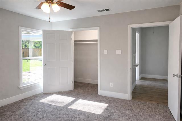 Foto del edificio - 1918 Melbourne Ave