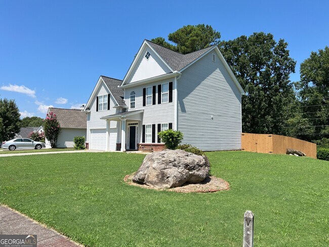 Building Photo - 540 Langham Cir