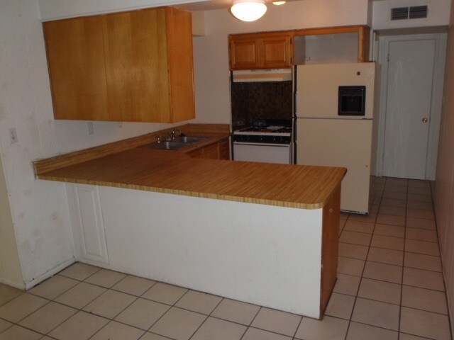 Photo - 1363 W 14th St House