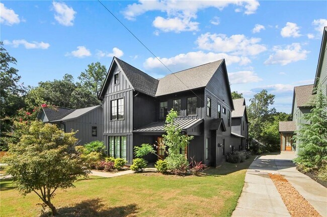 Foto del edificio - 1241 Bridges Ave SW