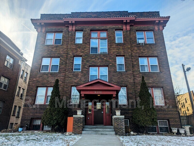 Primary Photo - 2218 Nicollet Ave