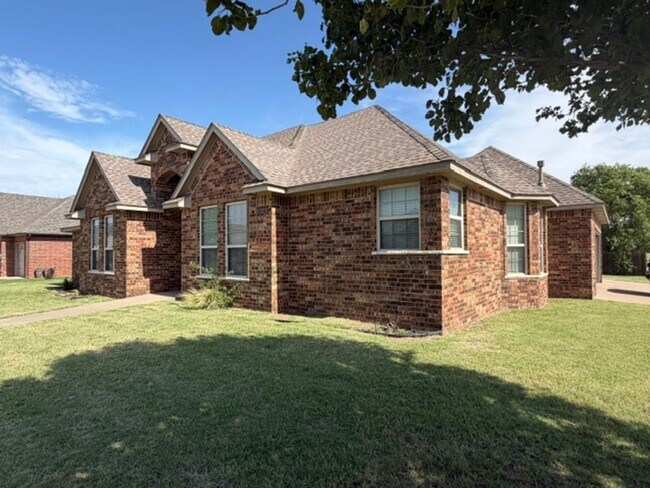 Building Photo - Lovely El Reno Home for Rent - 3 Bedroom, 2 Bathroom